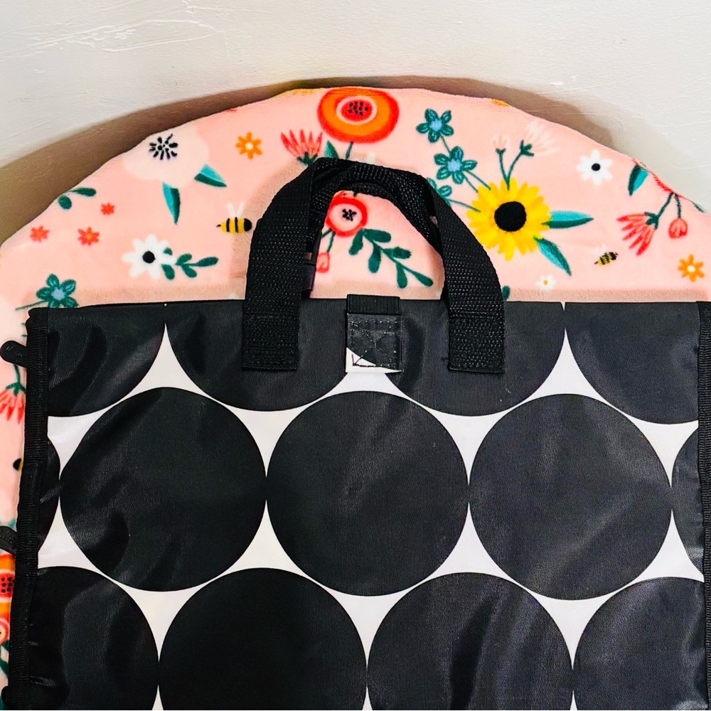 Thirty One Big Dot Organizer Fold & Hang Travel Make-Up Jewelry - Picture 5 of 5